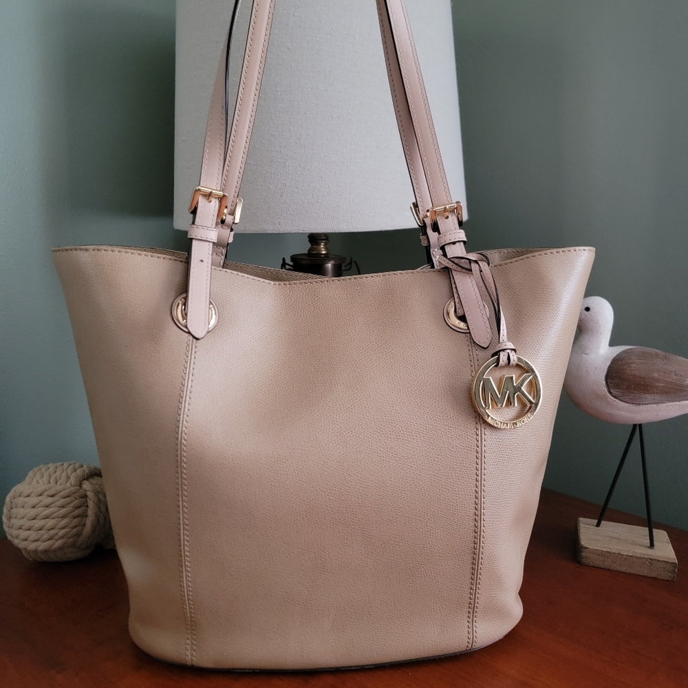 Michael Kors Large Beige Taupe Pebbled Leather Tote Shoulder Bag Purse